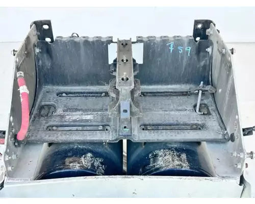 International RH613 Battery Box