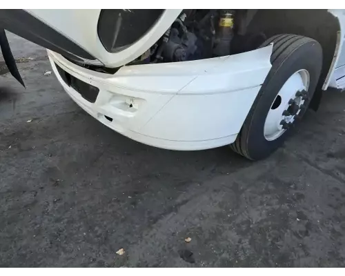 International RH613 Bumper Assembly, Front
