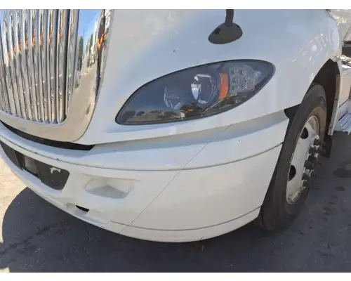 International RH613 Bumper Assembly, Front