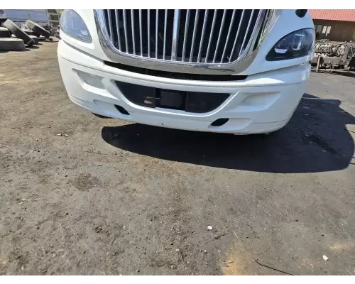 International RH613 Bumper Assembly, Front