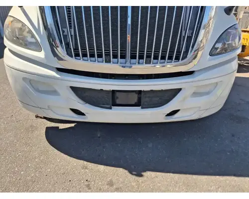 International RH613 Bumper Assembly, Front