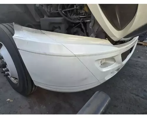 International RH613 Bumper Assembly, Front