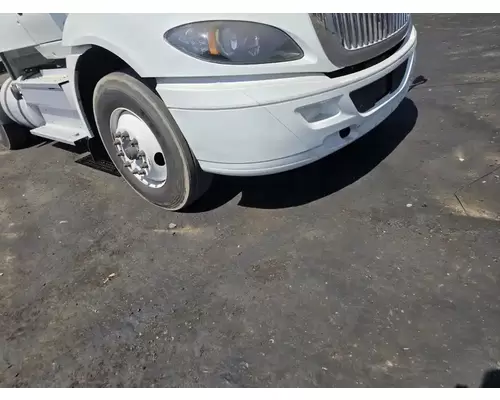 International RH613 Bumper Assembly, Front