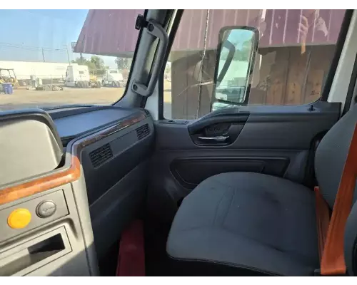 International RH613 Cab