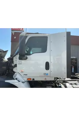 International RH613 Cab