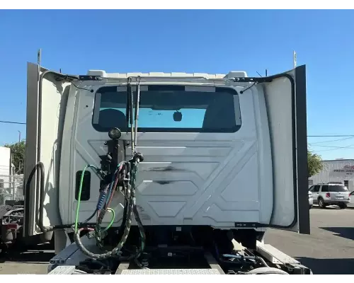 International RH613 Cab