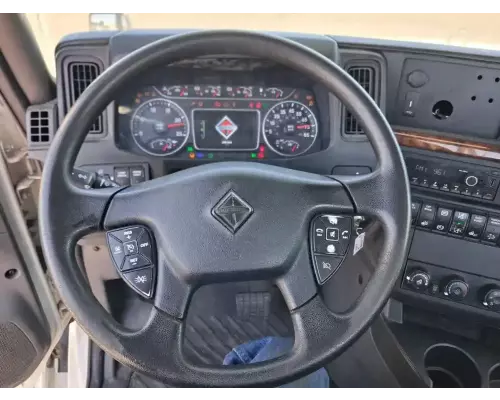 International RH613 Cab