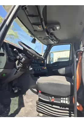 International RH613 Cab