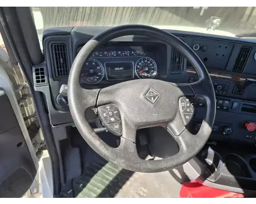 International RH613 Cab