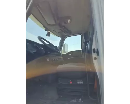 International RH613 Cab