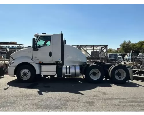 International RH613 Cab