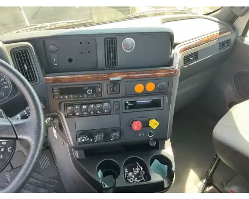 International RH613 Cab