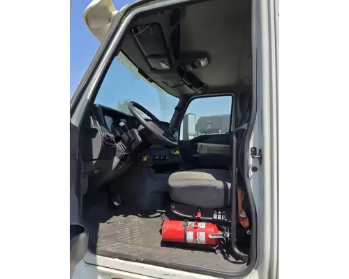 International RH613 Cab