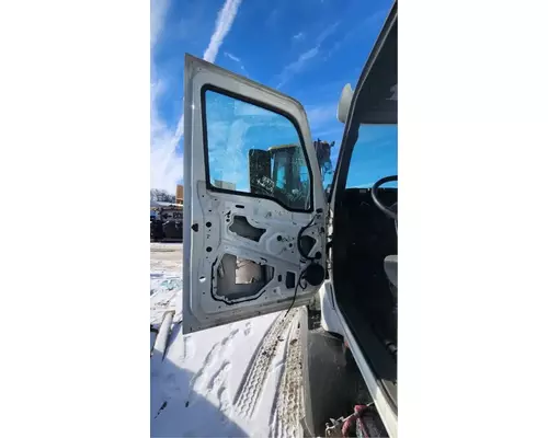 International RH613 Door Assembly, Front