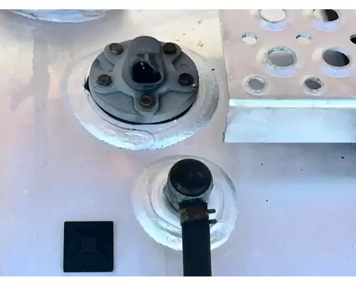 International RH613 Fuel Tank