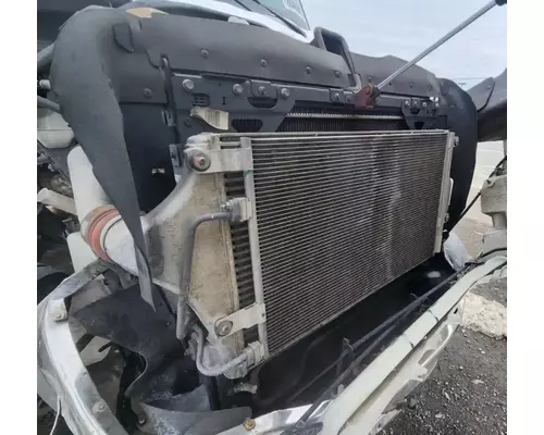 International RH613 Radiator