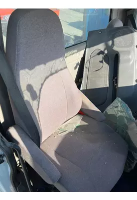 International RH613 Seat, Front