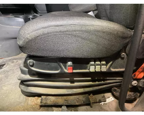 International RH Seat (non-Suspension)