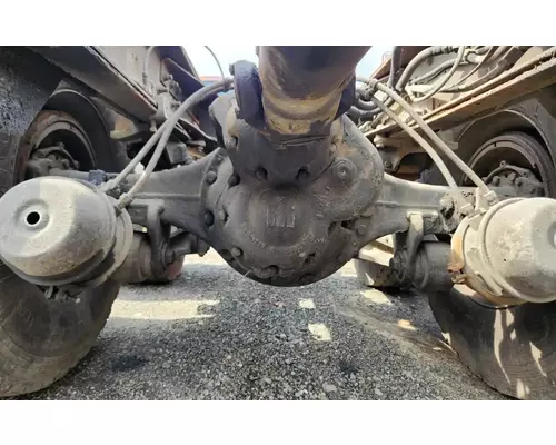 Axle Assembly, Rear (Front) International RA472 Complete Recycling Group LLC