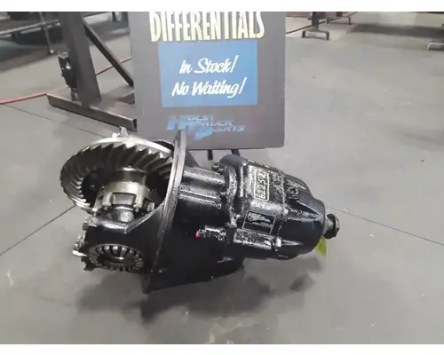 Rears (Front) International RA472 Holst Truck Parts