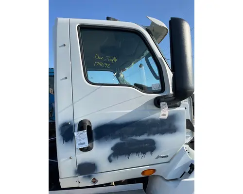 Door Assembly, Front International RH613 River City Truck Parts Inc.