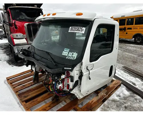 Cab INTERNATIONAL RH61F Dutchers Inc   Heavy Truck Div  Ny