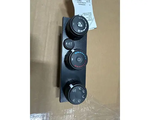 Temperature Control INTERNATIONAL RH61F Dutchers Inc   Heavy Truck Div  Ny