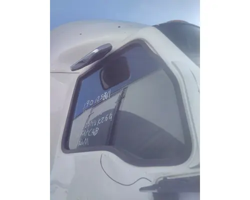Door Glass, Front INTERNATIONAL RH LKQ Evans Heavy Truck Parts