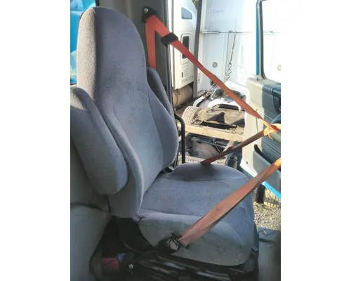 Seat, Front INTERNATIONAL RH LKQ Wholesale Truck Parts