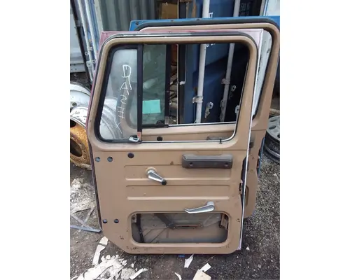 International S MODEL Door Assembly, Front
