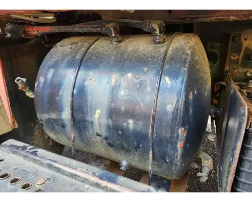 International S Series 1954 Air Tank