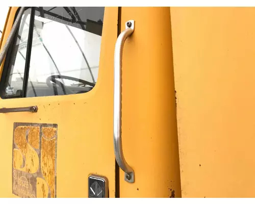 International S1600 Grab Handle