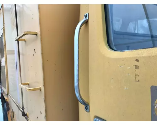 International S1600 Grab Handle