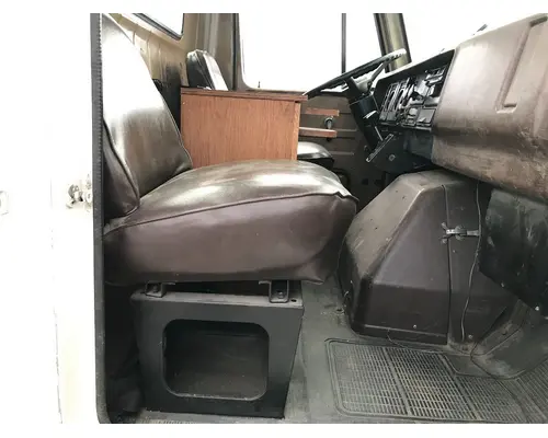 Seat, Front International S1800 Vander Haags Inc Cb