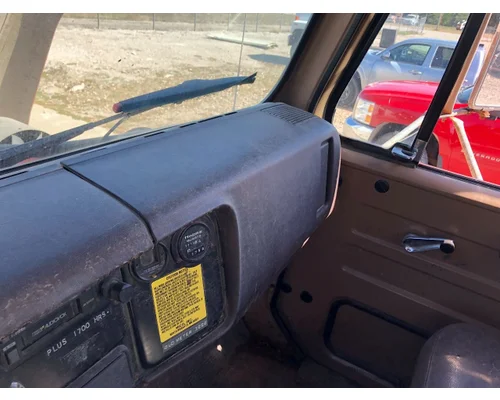 International S1900 Dash Assembly