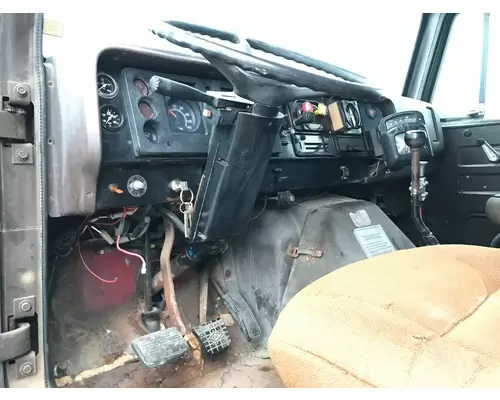 International S1900 Dash Assembly