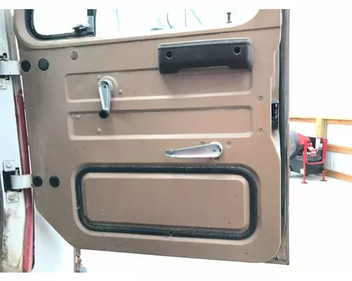 International S1900 Door Assembly, Front