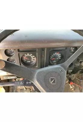 International S1900 Instrument Cluster