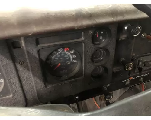 International S1900 Instrument Cluster