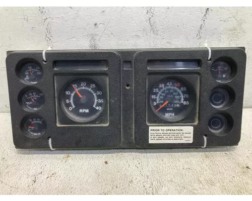 International S1900 Instrument Cluster