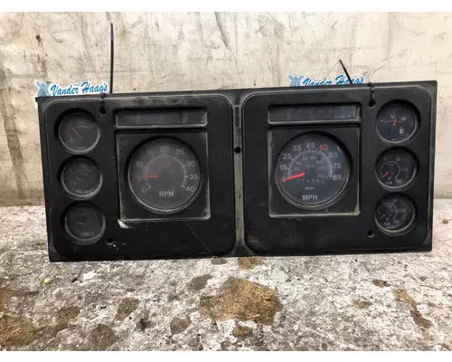 International S1900 Instrument Cluster