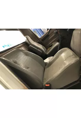 International S1900 Seat (non-Suspension)