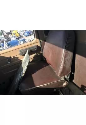 International S1900 Seat (non-Suspension)