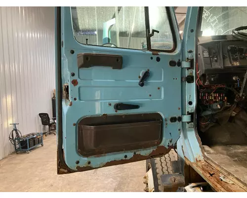 International S2500 Door Assembly, Front