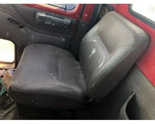 Seat, Front International S2600 Vander Haags Inc Dm