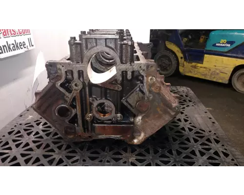 International T444E Cylinder Block