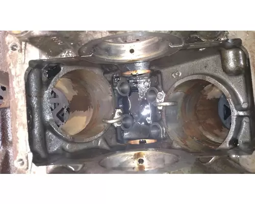 International T444E Cylinder Block