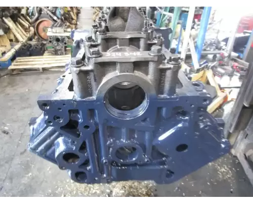 International T444E Cylinder Block