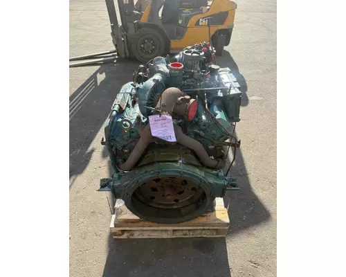 International T444E Engine Assembly