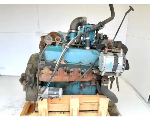 International T444E Engine Assembly